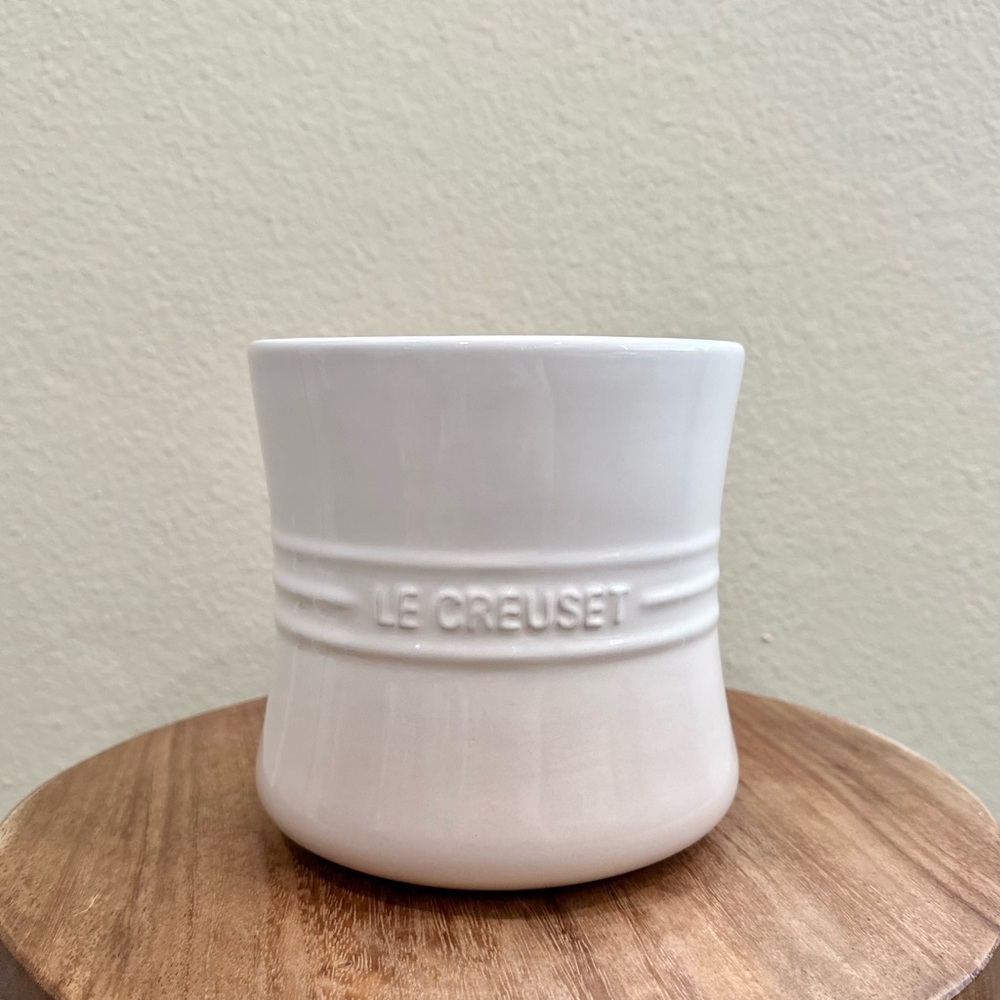 NEW Le Creuset Large Utensil Crock in Meringue